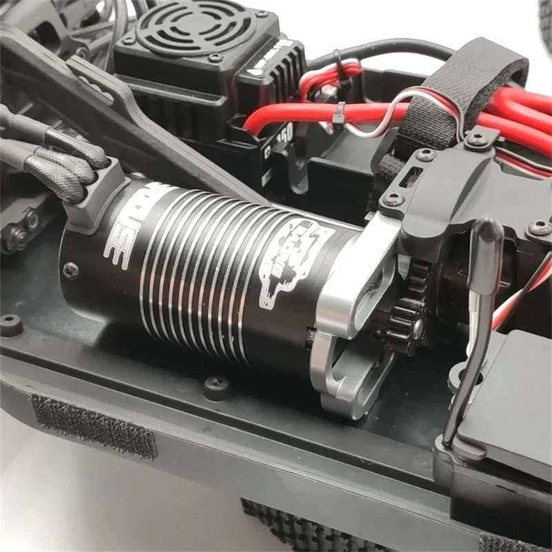 ماشین کنترلی FS Racing 