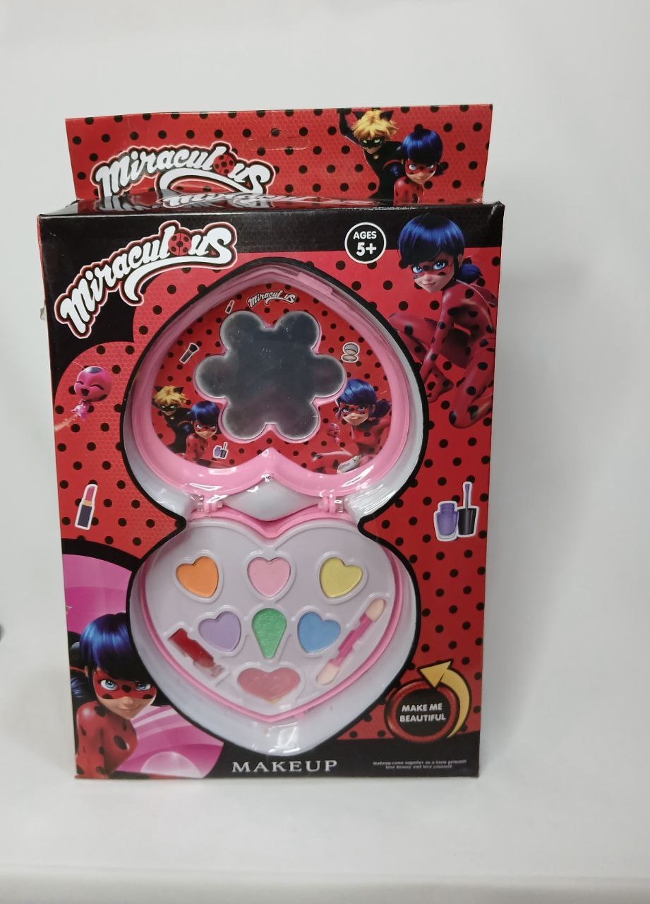 ست آرایشی کفش‌دوزکی ۲ ورق آینه‌دار آیتم HZ1125_1 